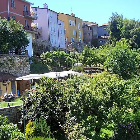 Paese Corvara Beverino